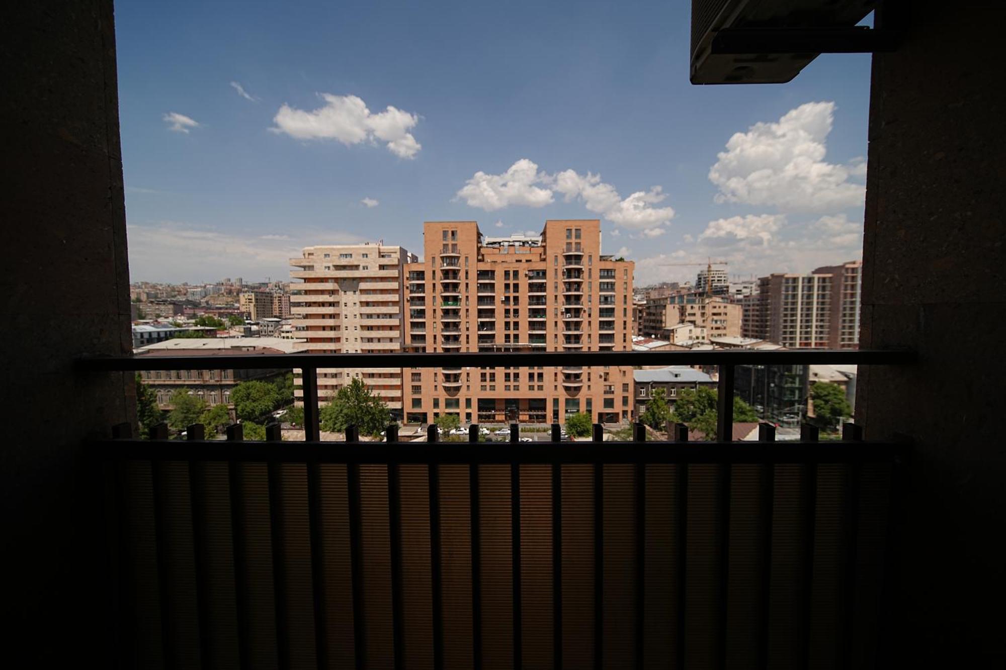 City View 2-Bedroom Luxury Apartment On 13 Buzand Street By Sweet Home Yerevan Luaran gambar